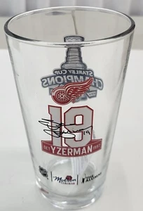 Molson Stanley Cup Champions ALUMNI Glass Detroit Red Wings Steve Yzerman - Picture 1 of 3