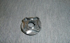 Tappo filtro Noritsu - B011407-01 - Foto 1 di 2