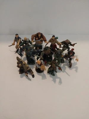 Disney Zizzle Piratas del Caribe 2.5" Figuras Set De 12 Jack Davey Jones Foto 1 de 4