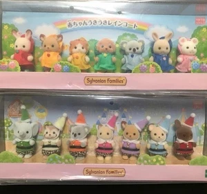 Sylvanian Families 35th Anniversary Baby Raincoat Pointy Hat Baby Set Of 2 NEW - Picture 1 of 6