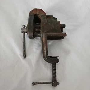 Tornillo de banco pequeño vintage de 1-3/4" grosor máximo de montaje con abrazadera 1,5 pulgadas - Imagen 1 de 8
