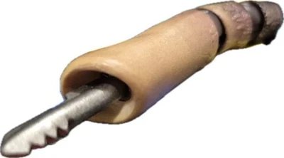 Resident Evil 7: Biohazard Edição de Colecionador Manequim Dedo USB Flash Drive - Imagem 1 de 2