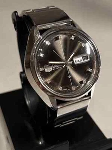 Orologio SEIKO 5 automatico vintage Made In Japan - Foto 1 di 3