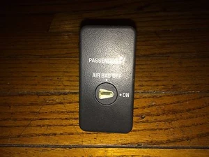 98-05 S10 PICKUP GMC SONOMA PASSENGERS A. BAG SWITCH TRUCK 4X4 4X2 ZR2 S-SERIES - Picture 1 of 5