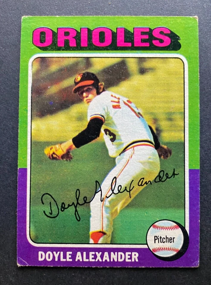 1975 TOPPS BASEBALL Cards Singles U-PICK #251-500 Range from VG-NM - Image 1 of 1