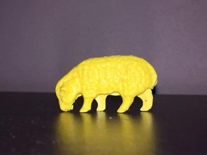 Vintage Lido Farm Animal - Sheep Figure in Yellow Plastic - Picture 1 of 1