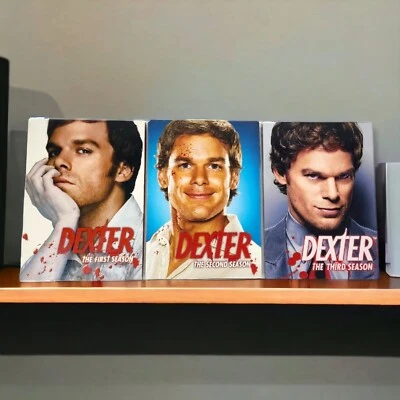 Dexter Season 1- 3 DVD 12 Disk Box Set Murder Crime Michael C Hall Original Foto 1 de 4