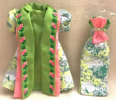 COAT AND DRESS OUTFIT FROM POPULAR (FITS POPPY) 12" MONOGRAM INTEGRITY TOYS DOLL - Image 1 of 4