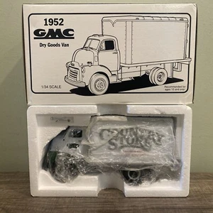 First Gear 1:34 1952 GMC Truck Dry Goods Van "Country Store” 10-1233 - Picture 1 of 16