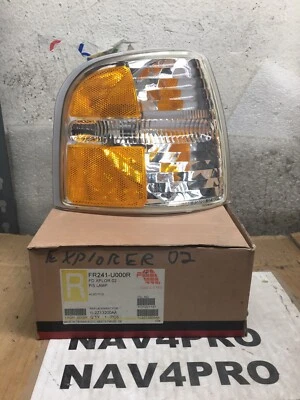 NEW 2002-2005 For Ford Explorer PESSENGER Side RIGHT Turn Signal Light #NT34 - Image 1 of 4
