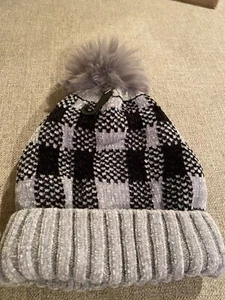 Children’s Kids Chenille Hat Unisex Black And Gray With White Plush Inside - Picture 1 of 5