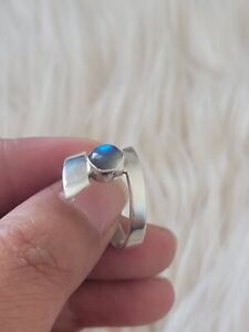 925 solid Sterling Silver & moonstone handmade ring size 7.5