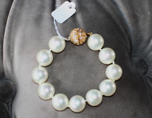 Suzanne Somers Faux Jumbo Pearl Bracelet with pave clasp gold/ivory - Picture 1 of 6
