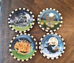 Oneida Haunted Hallow Set of 4 Salad Dessert Plates Dishes Halloween Spooky - Picture 1 of 8