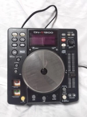 Denon DJ DN-S1200 CD USB media player controller Junk Japan - Image 1 of 4