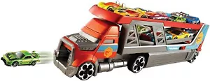 Hot Wheels Blastin' Rig Vehicle Vehicle With 3 Cars CDJ19 NEW TOY GIFT SET KIDS - Picture 1 of 5