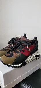  Steve Madden Girl wedge Shoes  Size US 2(Youth). - Picture 1 of 7