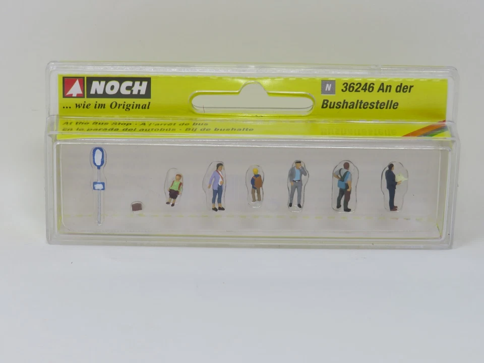 Noch 36246 City Bus Stop Scene Passenger Figures N Scale Model Trains Scenery - Image 1 of 1