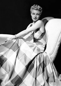 Ginger Rogers Monochrome Photo Print 33 (A4 Size-210 x 297mm-8.5" x 11.75") - Picture 1 of 2
