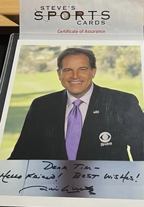 Fotografía firmada por Jim Nantz CBS Sports 8,5x11 con certificado de autenticidad y cargador superior - Imagen 1 de 5