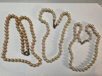 3 Stück Perlenketten Halsketten mit Verschluss Alte Ketten - Bild 1 von 4