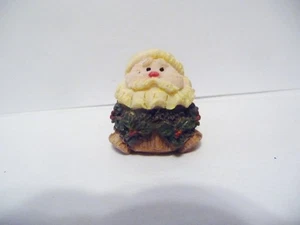 THIMBLE RESIN CHINA PINE CONE LIKE SANTA CLAUS WITH HOLLY - Picture 1 of 5