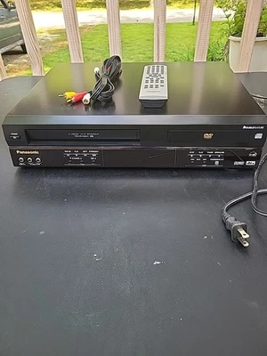 Panasonic PV-D4743 черный DVD VCR VHS 4-головка Hi-Fi комбинированный плеер пульт дистанционного управления, крышка кабеля - Изображение 1 из 4