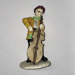 Estatua de músico payaso  - Imagen 1 de 5