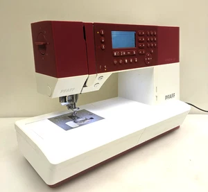 Pfaff Creative 1.5 Nähmaschine und Stickmaschine - Bild 1 von 12