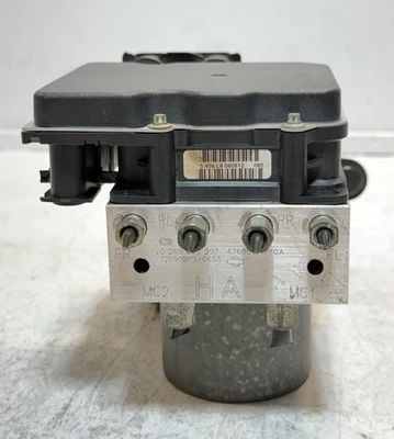 2013 - 2017 Infiniti FX37 QX70 ABS Pump Anti-Lock Braking Module OEM 47660-3WY0A - Image 1 of 4