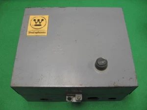 WESTINGHOUSE A210 AVVIAMENTO RETROMARCIA 220V 5HP 18A MISURA 1 - Foto 1 di 1