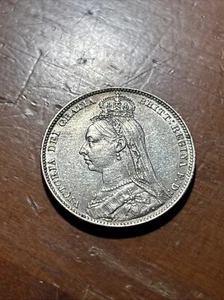 1892 British Shilling Silver - High Grade - Picture 1 of 2