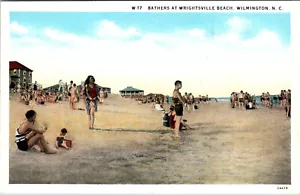 WILMINGTON, CAROLINA DEL NORTE - BAÑISTAS EN LA PLAYA DE WRIGHTSVILLE - POSTAL ANTIGUA - Imagen 1 de 2