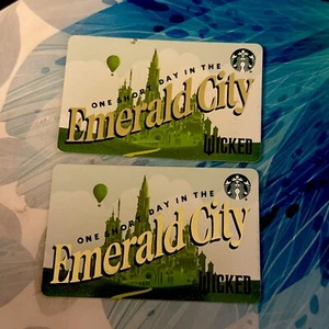 ZWEI STARBUCKS 2024 WICKED "EMERALD CITY" GESCHENKKARTEN.  NEU SCHNELLER VERSAND - Bild 1 von 1