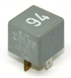 Relé n.o 94 191906383B apagado del aire acondicionado calefacción adicional - VW AUDI - Imagen 1 de 1