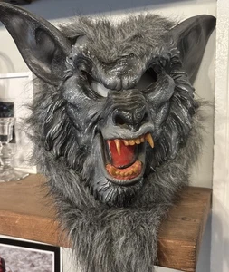 Vintage Halloween Fun World Wolf Full 360 Kopfmaske WERWOLF Horror realistische Zähne - Bild 1 von 2