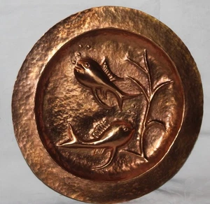 schöner Kupfer Teller / Wandteller - Fische - Bild 1 von 3