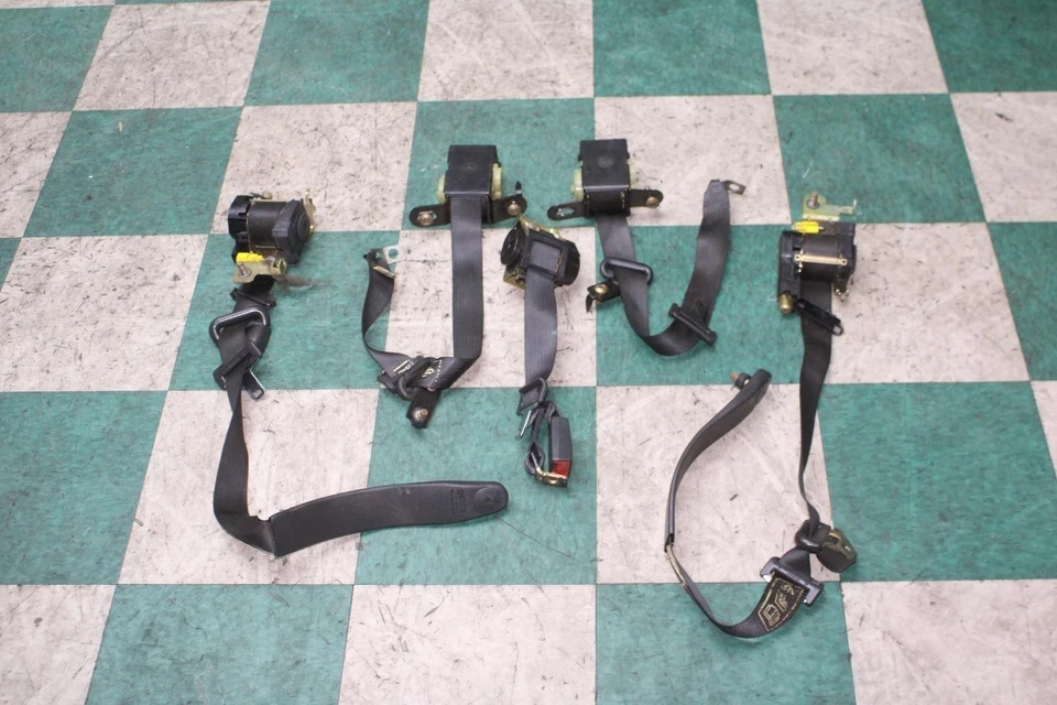 03-04 MARAUDER Dark Charcoal Front Rear LH RH Seat Belt Retractor Set of 5x OEM Foto 1 de 4