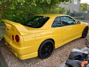 Nissan Skyline R34 GTT - Picture 1 of 24