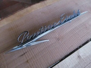 Pontiac 1951 1952 camioneta de lujo Pontiac Eight emblema nuevo en stock GM - Imagen 1 de 6