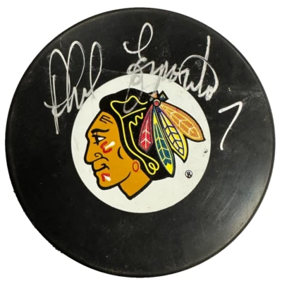 Phil Esposito Autographed Chicago Black Hawks Hockey Puck HOF - Изображение 1 из 3