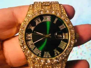 Relojes para hombre - Cara verde/banda dorada acento con pedrería - Muñeca grande 10-11" - Imagen 1 de 4