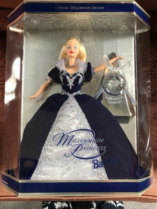 2000 barbie holiday doll