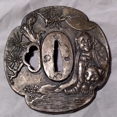 ¿Viejo? Tsuba japonesa 5 onzas o 144 gramos tono plata Foto 1 de 2