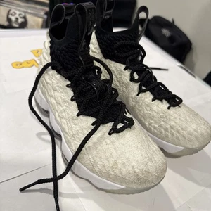 Nike LeBron 15 Graffiti Youth 4 White Black Men's Basketball Shoes Sneakers - Picture 1 of 5