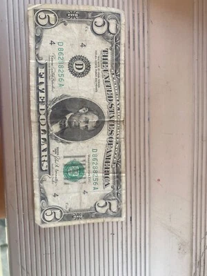 1965 B five dollar federal reserve note. Yellow dye error on back. - Image 1 of 2