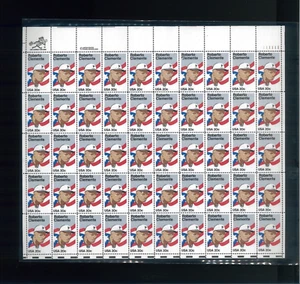 United States 20¢ Baseball Legend Roberto Clemente Postage Stamp #2097 MNH Sheet - Picture 1 of 1
