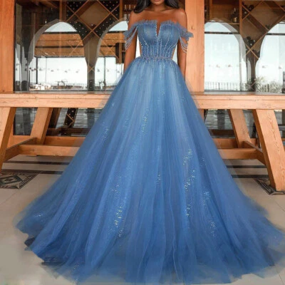 Vestidos de novia azul brillante con hombros descubiertos lentejuelas tul línea A vestidos de novia tren Foto 1 de 4