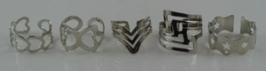 Lote de 5 anillos de joyería de disfraz sin marca chapados en plata ajustable #3 - Imagen 1 de 7