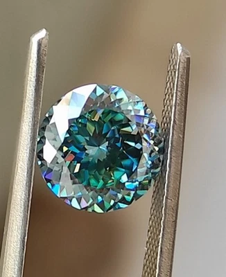 Fancy Color  Green Diamond Round Cut Loose D Grade VVS1 Quality Gemstone - Image 1 of 4